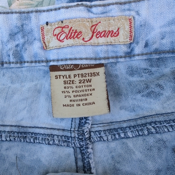 SOLD   Women's Stretch Tye Dyed Blue Denim Distressed Jeans Size 22W Elite Jeans - Picture 3 of 12